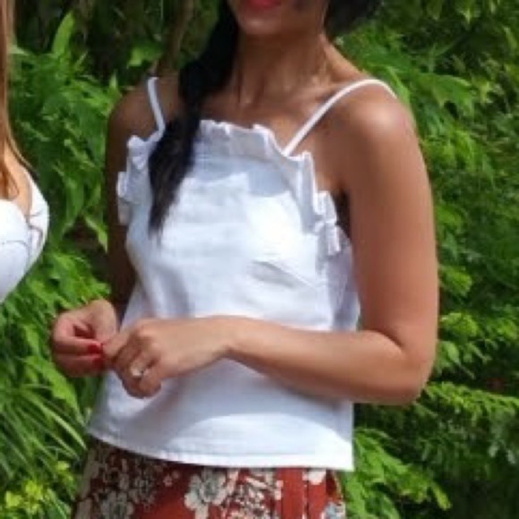 ASOS Stunning White  Summer top Size 6 UK - Picture 1 of 3